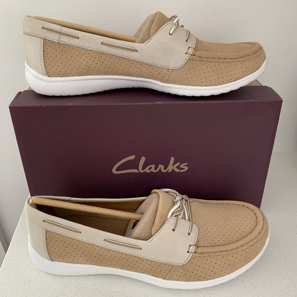 Clark’s Arbor Opal Tan/Beige Leather Sz 10M (NIB)